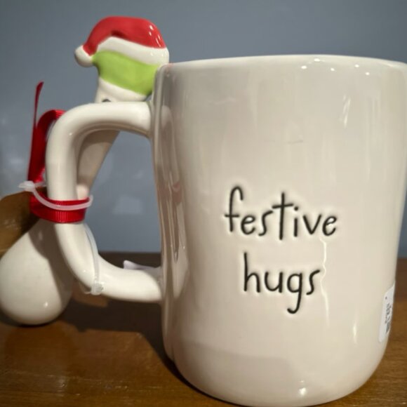 Rae dunn Stitch holiday Christmas mug with spoon Festive Hugs - Picture 2 of 3